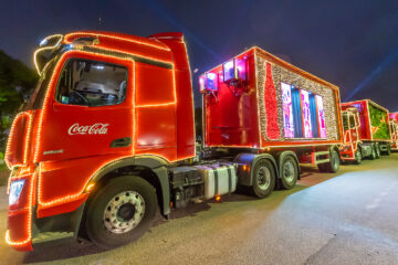 Caravana Iluminada de Natal da Coca-Cola vai passar em sete cidades de Minas Gerais