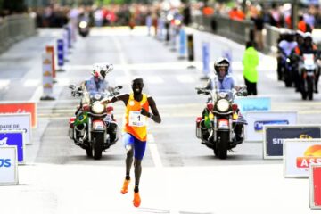 São Silvestre 2023: Timothy Kiplagat vence no masculino e Catherine Reline é bi no feminino