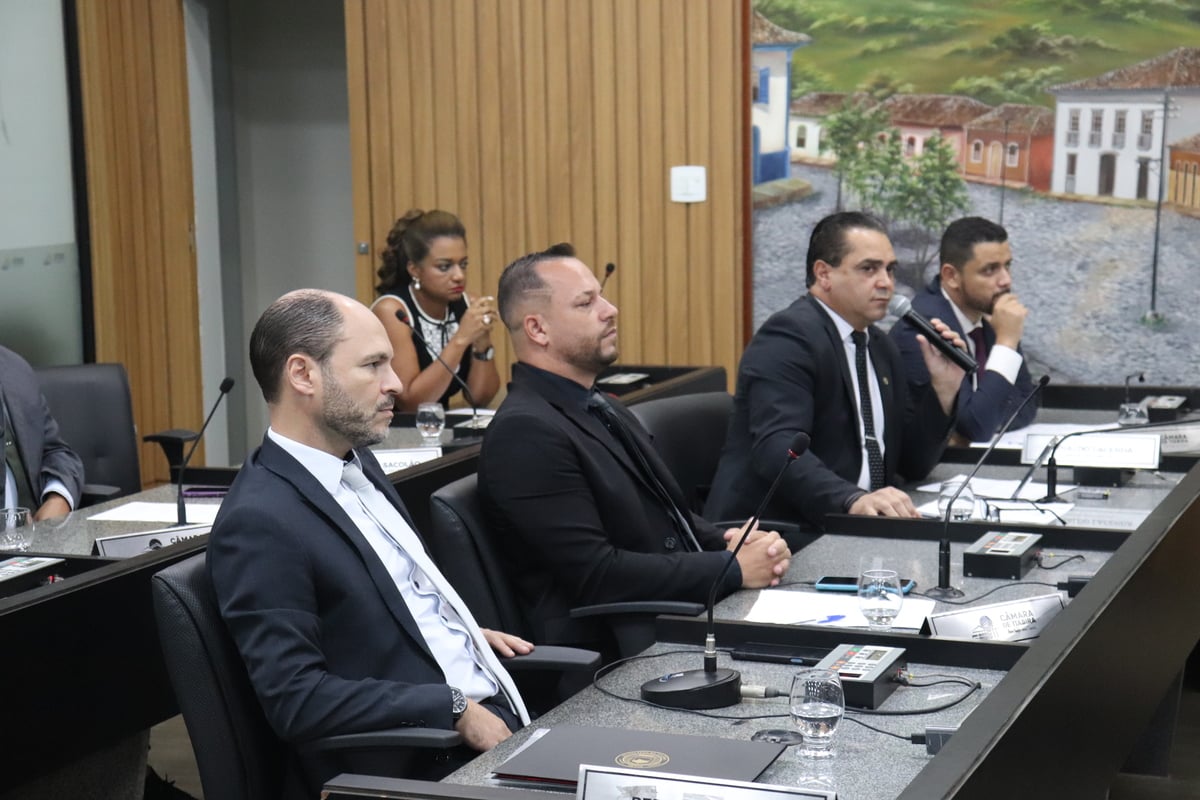 “Abandonado” por aliados, Reinaldo Lacerda tem projeto rejeitado na Câmara