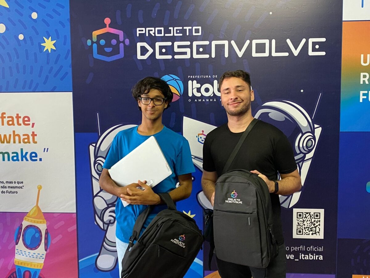 Programa ‘Desenvolve Itabira’ entrega 500 kits com notebooks para estudantes selecionados; saiba mais