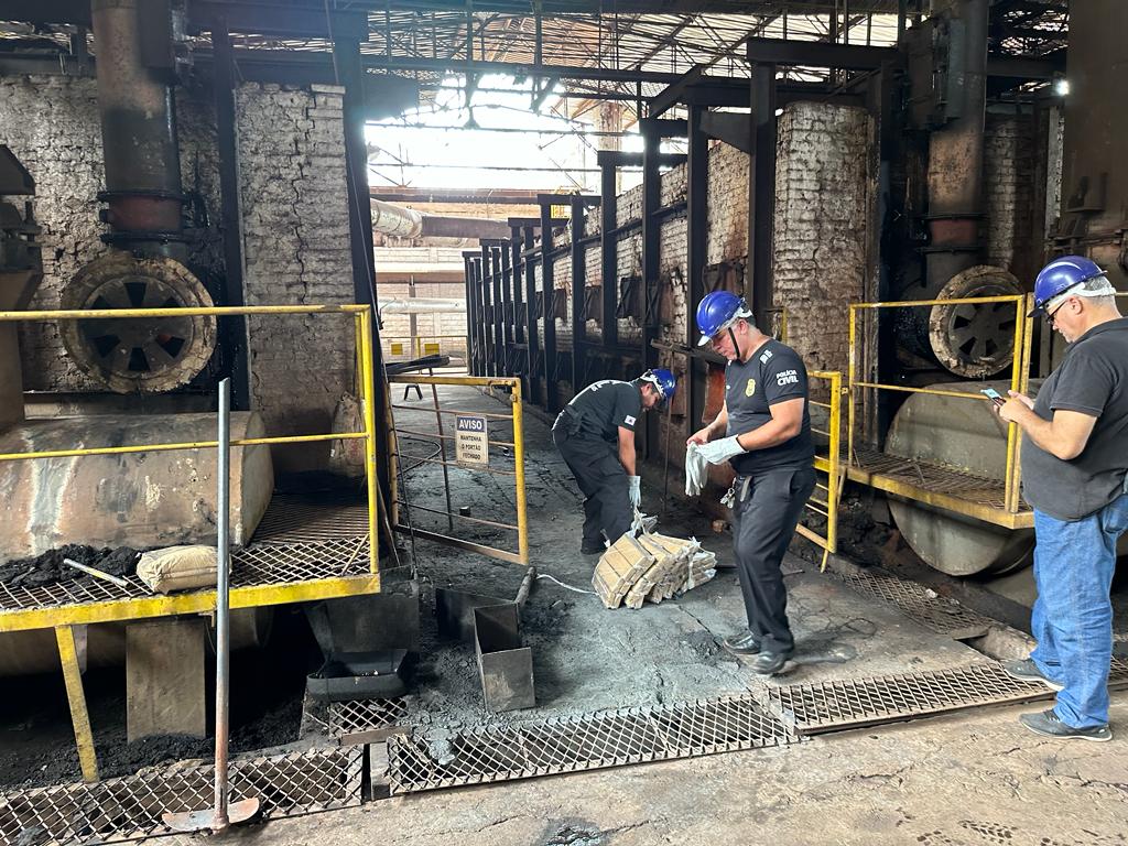 Polícia Civil incinera quase 400kg de drogas apreendidas na 3ª Delegacia Regional de Itabira