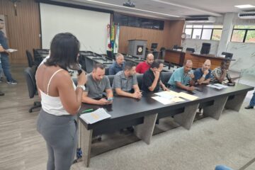 Tãozinho questiona lentidão da Prefeitura e projeto sobre ICISMEP pode travar