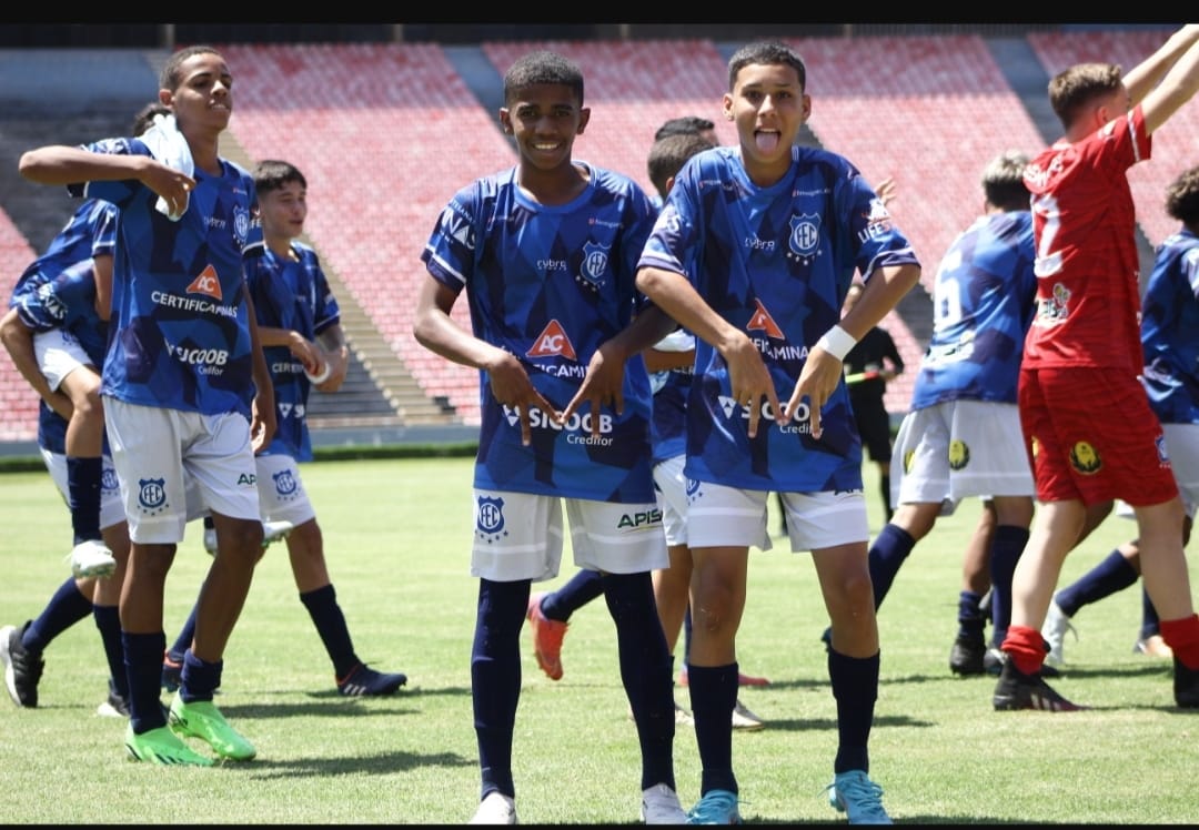 FEC realiza jogo contra Amigos de Itabira e promove agendamento de testes; saiba mais