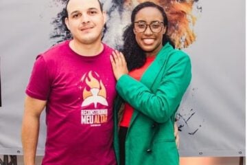 ‘Morreu como herói’, diz cantora Sulamita Alves sobre morte de marido afogado