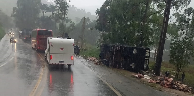 BR-381: trecho entre João Monlevade e São Gonçalo do Rio Abaixo registra acidentes nesta quarta-feira