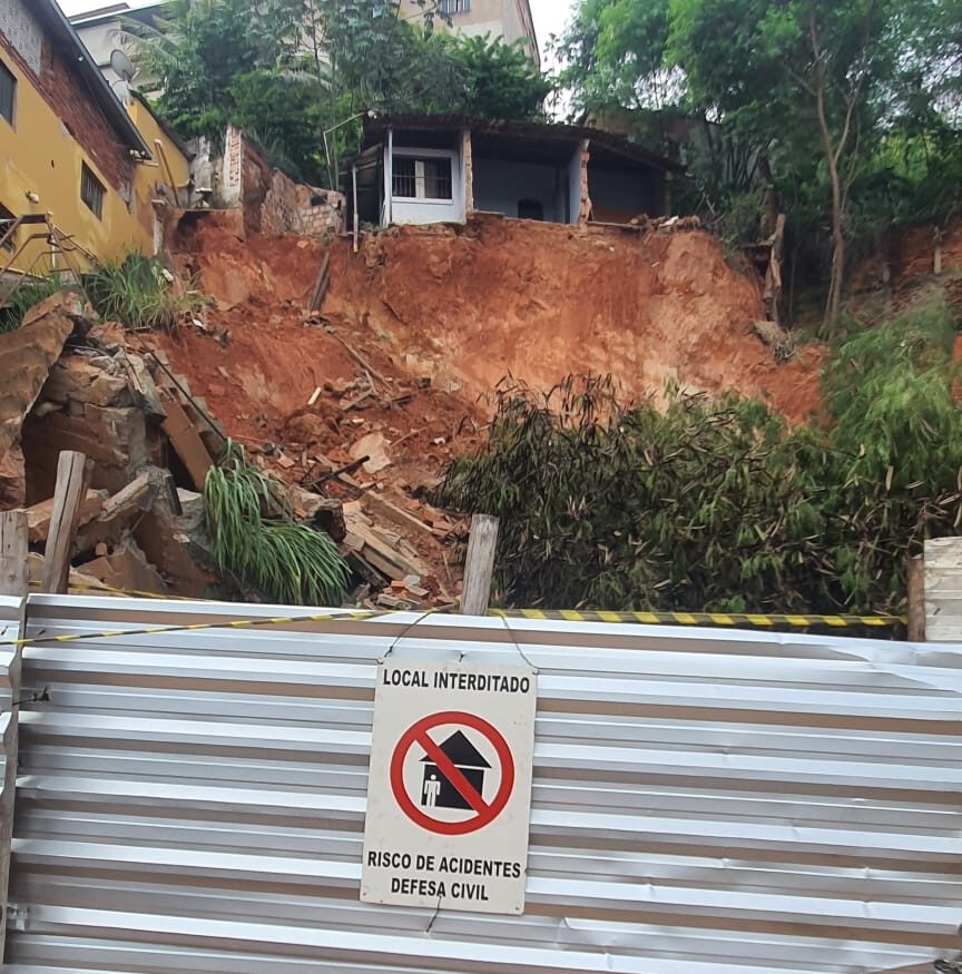 Ipatinga: imóvel com risco de desabamento está interditado há quatro dias