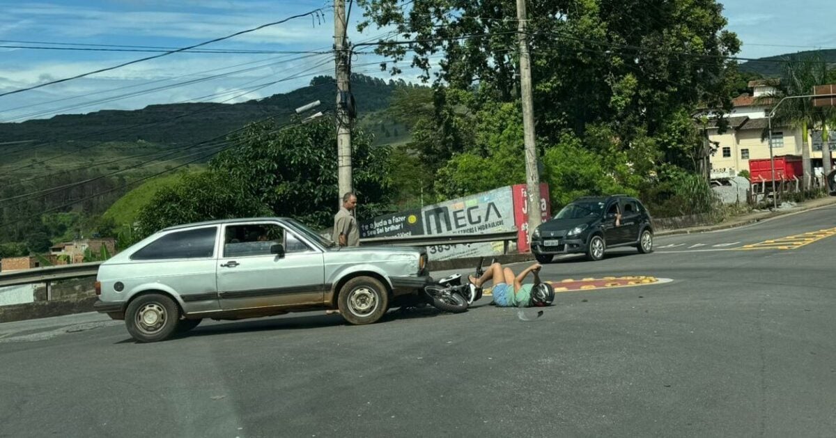 Itabira: carro e motociclista se envolvem em acidente na avenida Rio Doce