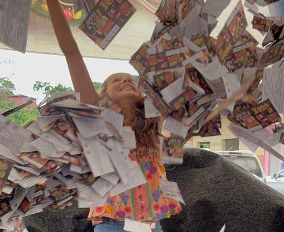 Show de Natal: CDL sorteia cupom de R$6 mil em Santa Maria; festa continua neste sábado em Itabira
