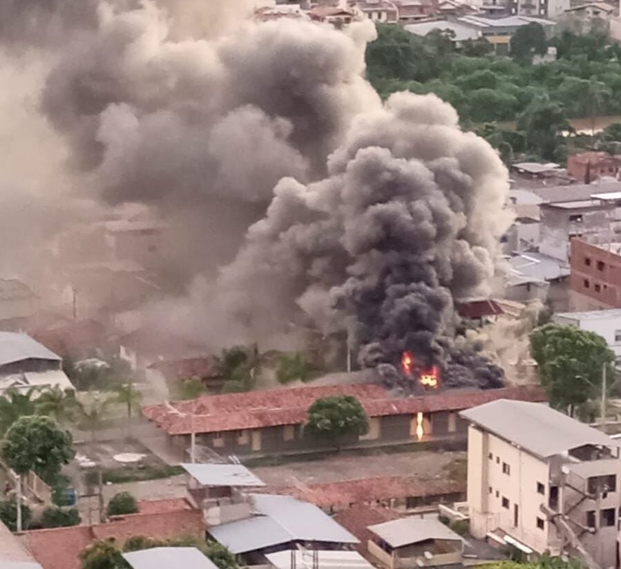 Incêndio atinge escola em Nova Era