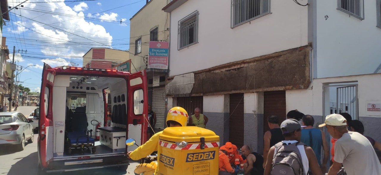 Marquise desaba e atinge senhora em São João del-Rei