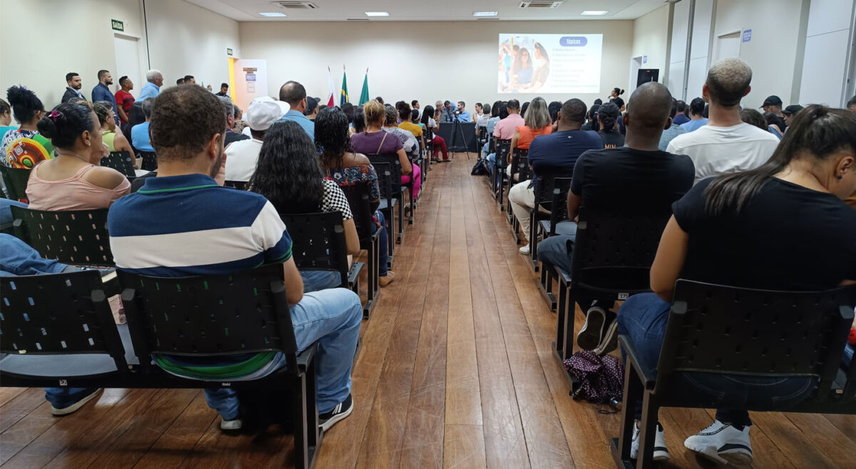 Em audiência pública sobre transporte coletivo, Mariana avalia programa de tarifa zero e anuncia novos ônibus