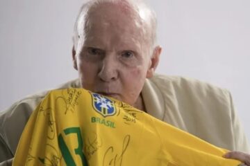 Zagallo se vai e leva consigo o pouco do amor que o torcedor ainda sentia pela seleção
