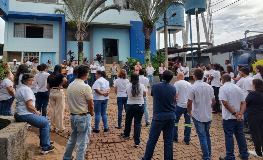 Carlos Carmelo e Marco Antônio fazem reunião para levar “segurança aos servidores em relação a mudança no comando” do Saae