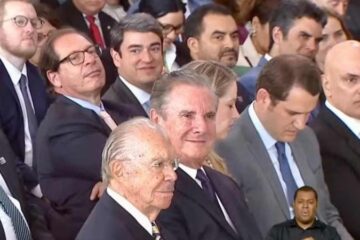 Collor é ignorado em discursos de Lula, Dino e Lewandowski