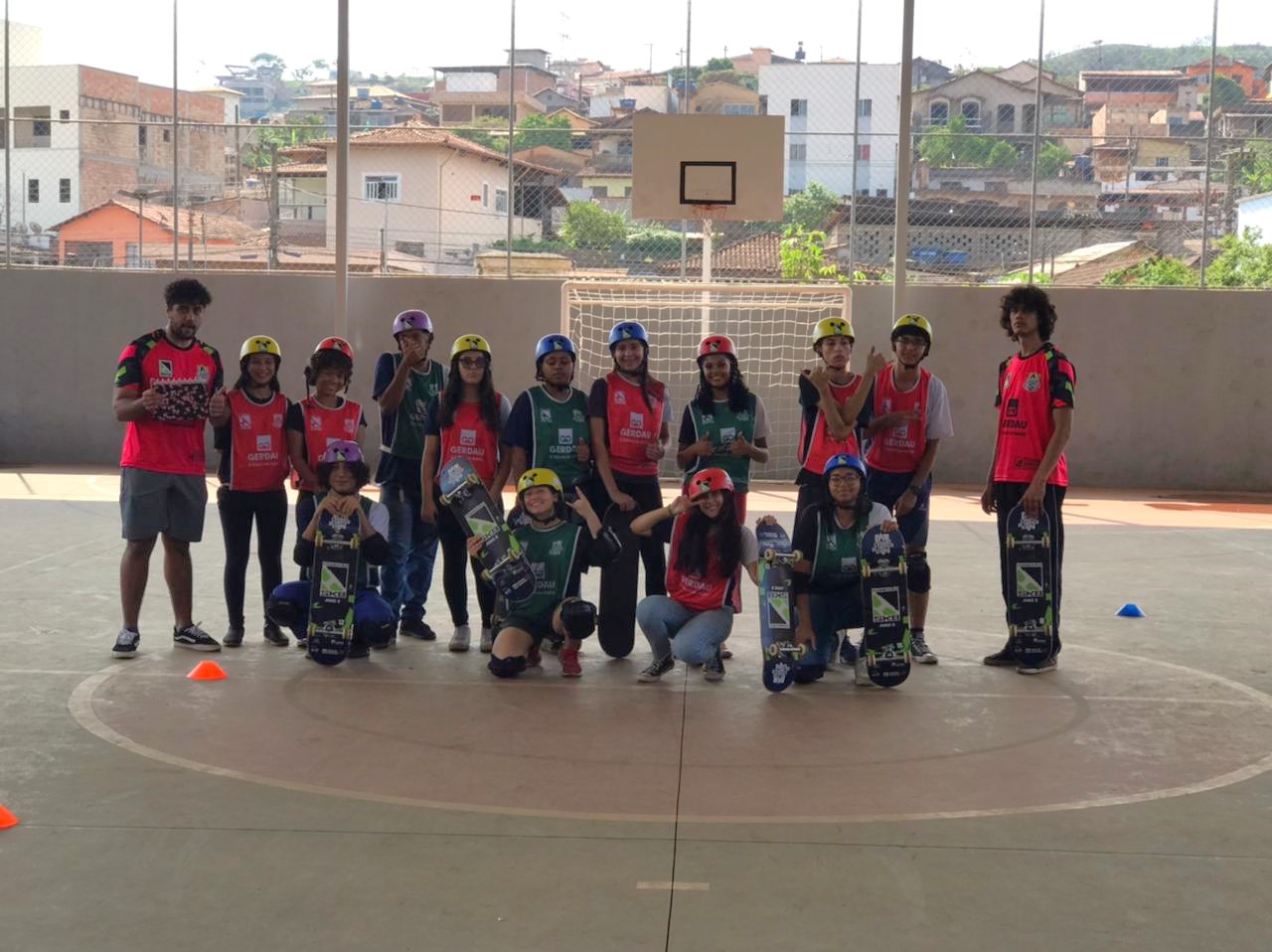 Escola de skate amplia aulas gratuitas em Barão de Cocais