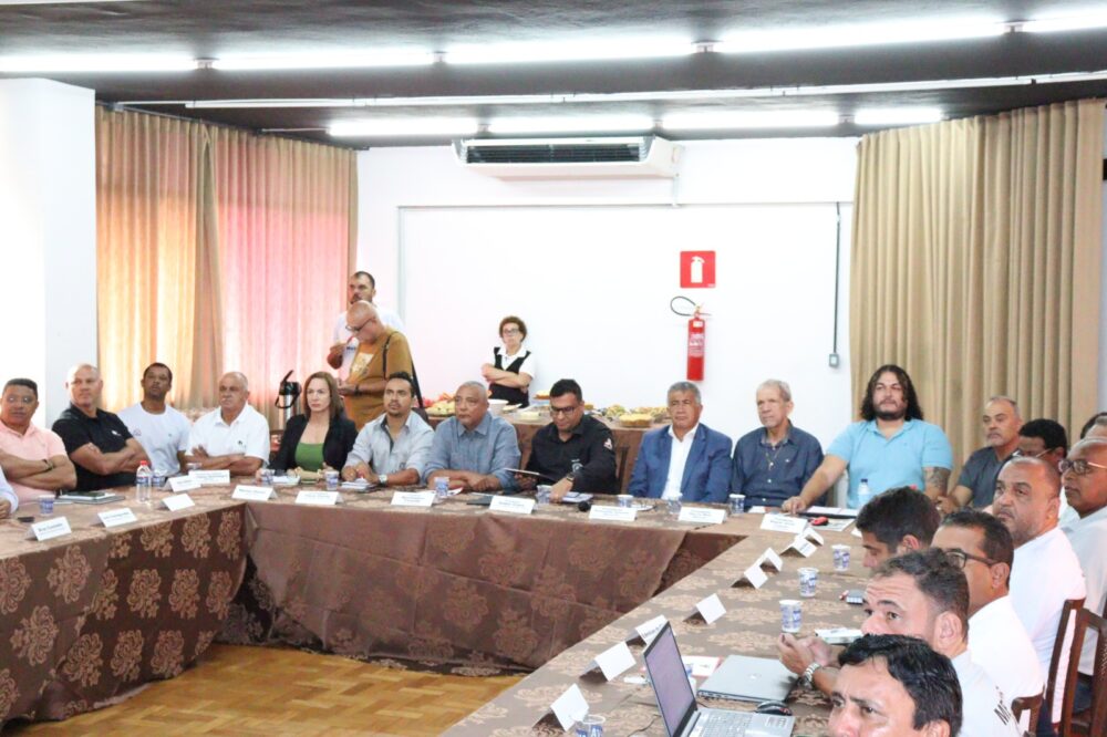Sindicalistas da Vale de todo o país discutem em Itabira mudanças na Previdência Social e no superávit da Valia