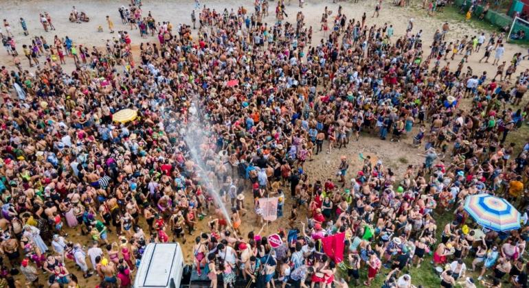 Para refrescar: Carnaval de BH terá oito caminhões-pipa para aliviar o calor