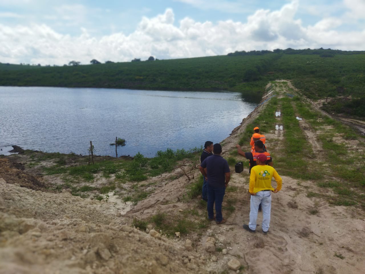 Norte de Minas: barragem irregular de água apresenta risco após chuvas