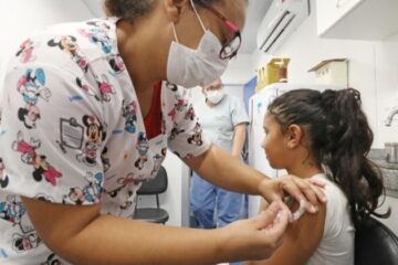 Vacinação contra a dengue segue disponível em Itabira para crianças e adolescentes de 10 a 14 anos