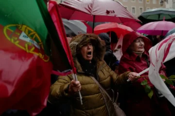 Centro-direita vence eleição em Portugal