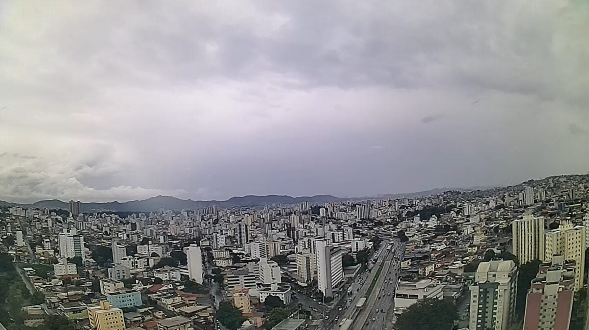 Belo Horizonte deve ter chuva e mudança de tempo no final de semana