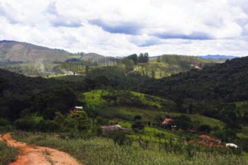 Anglo American convoca moradores de Gondó para negociação, mas 76 famílias continuam fora do Plano de Reassentamento