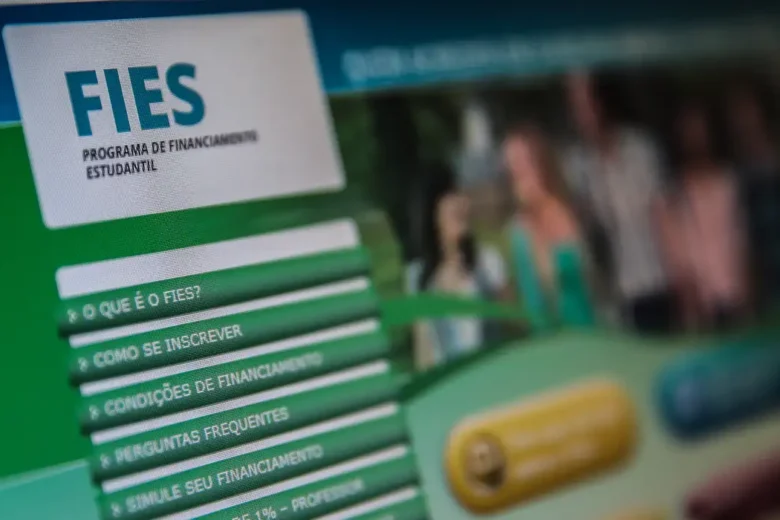 Fies tem inscrições prorrogadas até esta segunda-feira