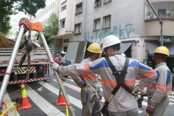 Enel é condenada a indenizar clientes por apagão de novembro em SP