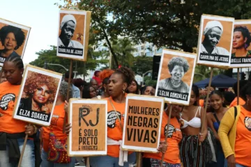 Dois terços das mulheres assassinadas com armas de fogo são negras