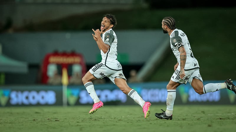 Com time misto, Atlético bate o Cuiabá e vira líder provisório do Brasileirão; assista aos gols da partida