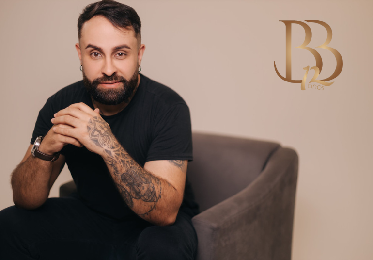 Bernardo Bello completa 12 anos de carreira dedicados à maquiagem