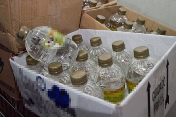 Ministério Público interdita distribuidora clandestina de cachaça saborizada em BH