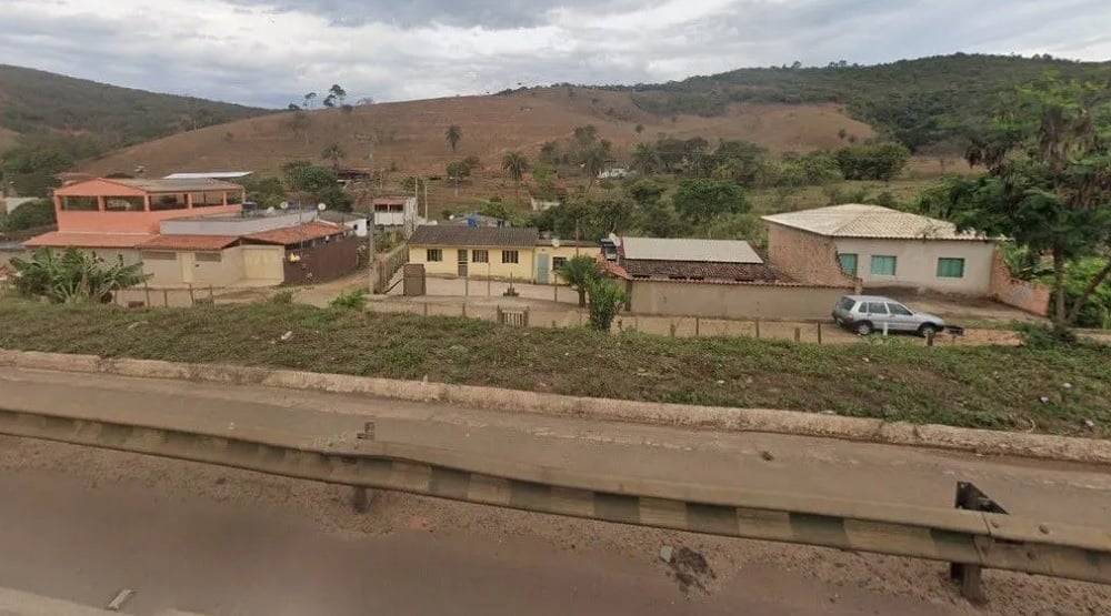 Saae faz a limpeza e substituição da bomba do poço artesiano da região do Barro Branco, em Itabira