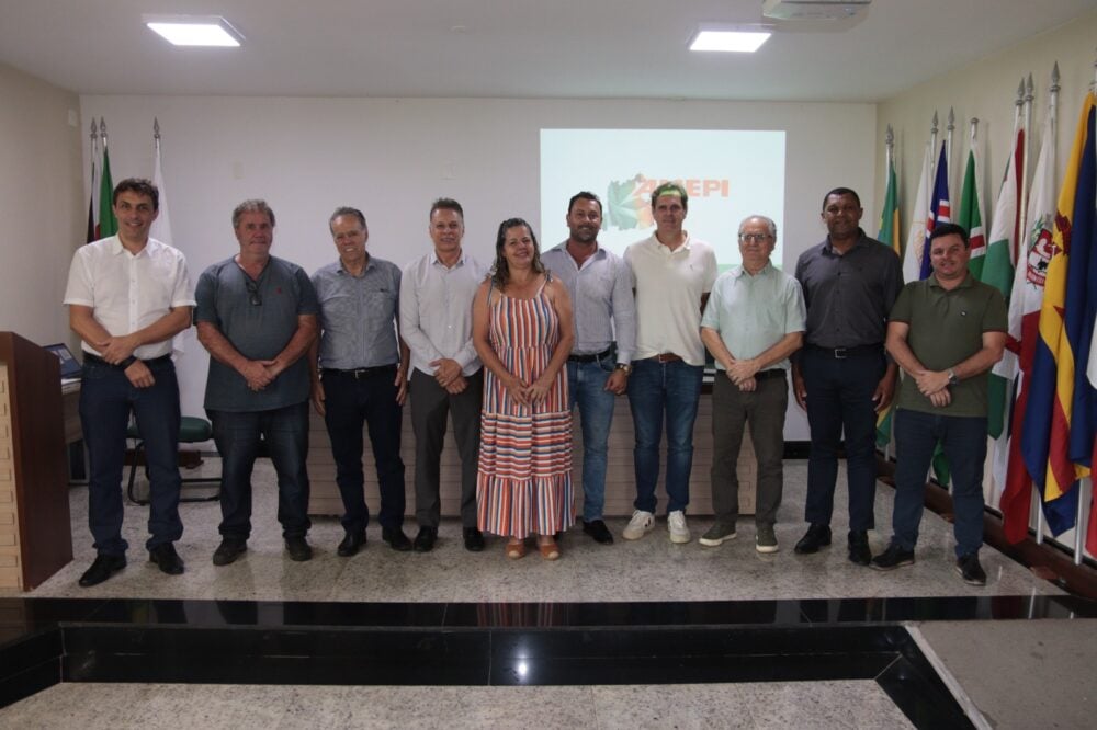 Prefeito de Nova União, Ailton Guimarães assume como presidente da Associação dos Municípios do Médio Rio Piracicaba