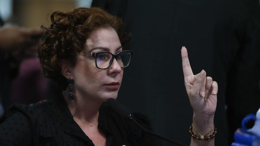 Zambelli aciona MPF por suposta interferência de Janja no caso Robinho