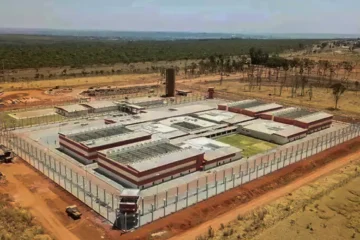 Lewandowski demite diretor de presídio em Mossoró