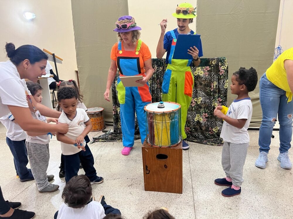 Semana Mundial do Brincar começa em Itabira com atividades para crianças da rede municipal