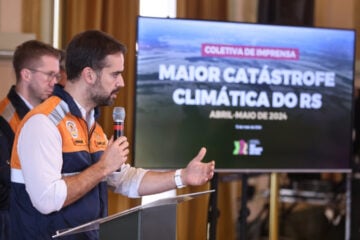 Chuvas RS: governo estadual anuncia repasse de parte de doações por Pix a 45 mil famílias