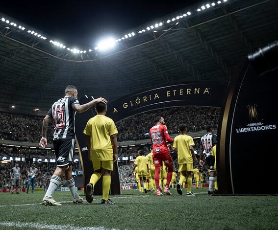 Para garantir o 1º lugar no grupo, Atlético enfrenta Caracas pela Libertadores; Caraça FM transmite jogo