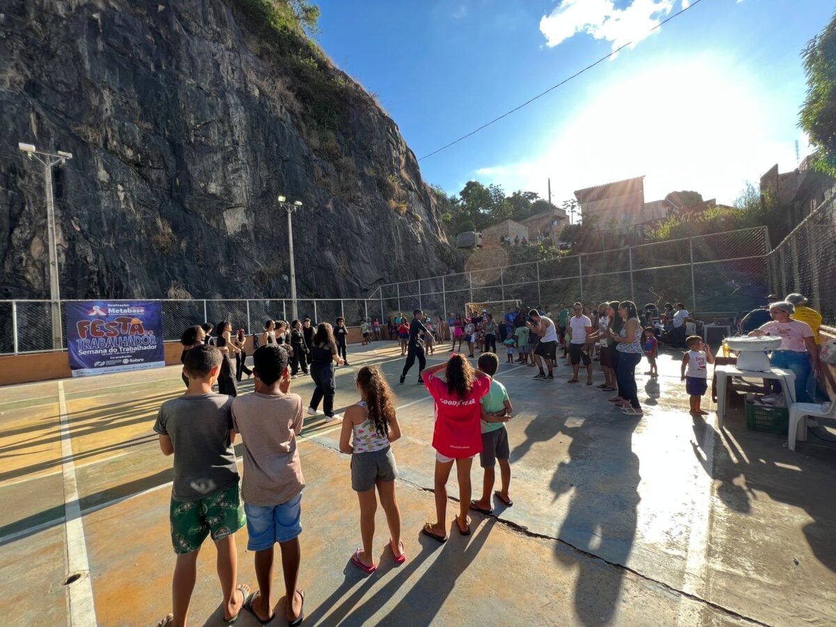 Semana do Trabalhador é encerrada com ação solidária no Pedreira