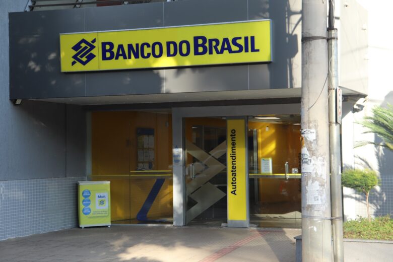 Agência do Banco do Brasil volta a funcionar em Itabira; Caixa Econômica pode retornar na terça-feira