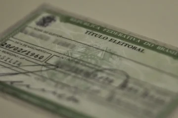 Atenção: hoje é último dia para regularizar ou transferir título de eleitor