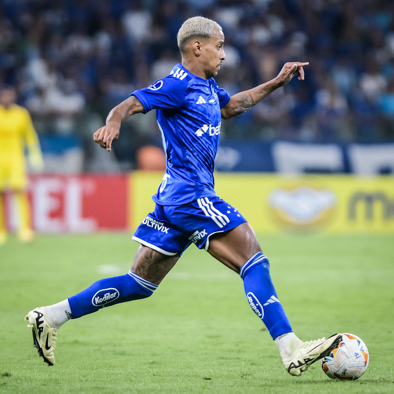Cruzeiro enfrenta o São Paulo na volta do Brasileirão; Caraça FM transmite o duelo