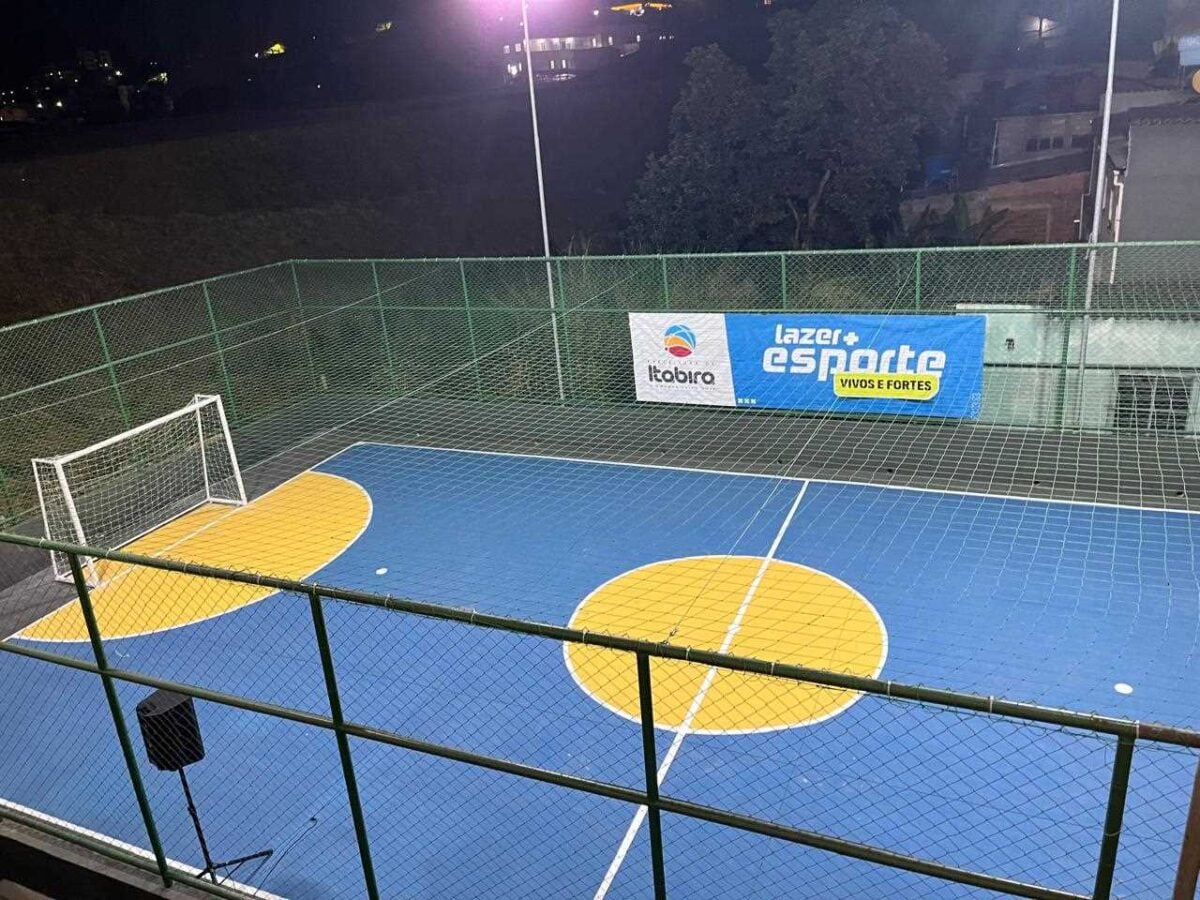 Itabira: quadra de Esportes São Pedro, no bairro Gianetti, é entregue à comunidade 