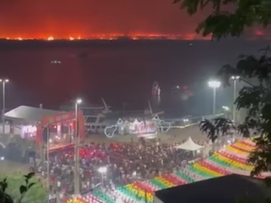 Incêndio se alastra no Pantanal durante festa de São João em Corumbá
