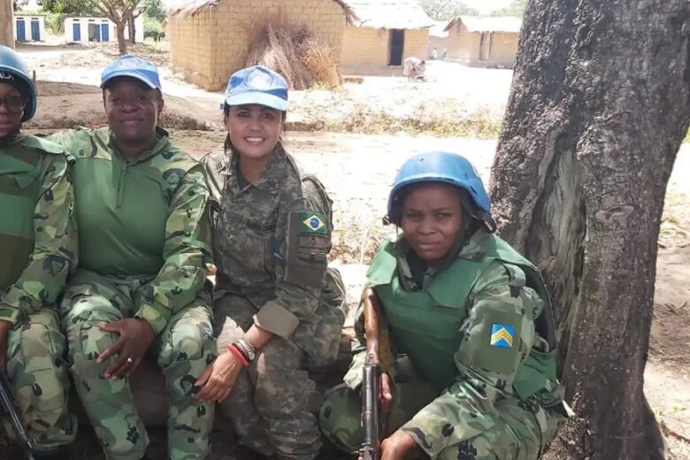 “Quebrei barreiras”, diz 1ª mulher brasileira em missão de paz no mar