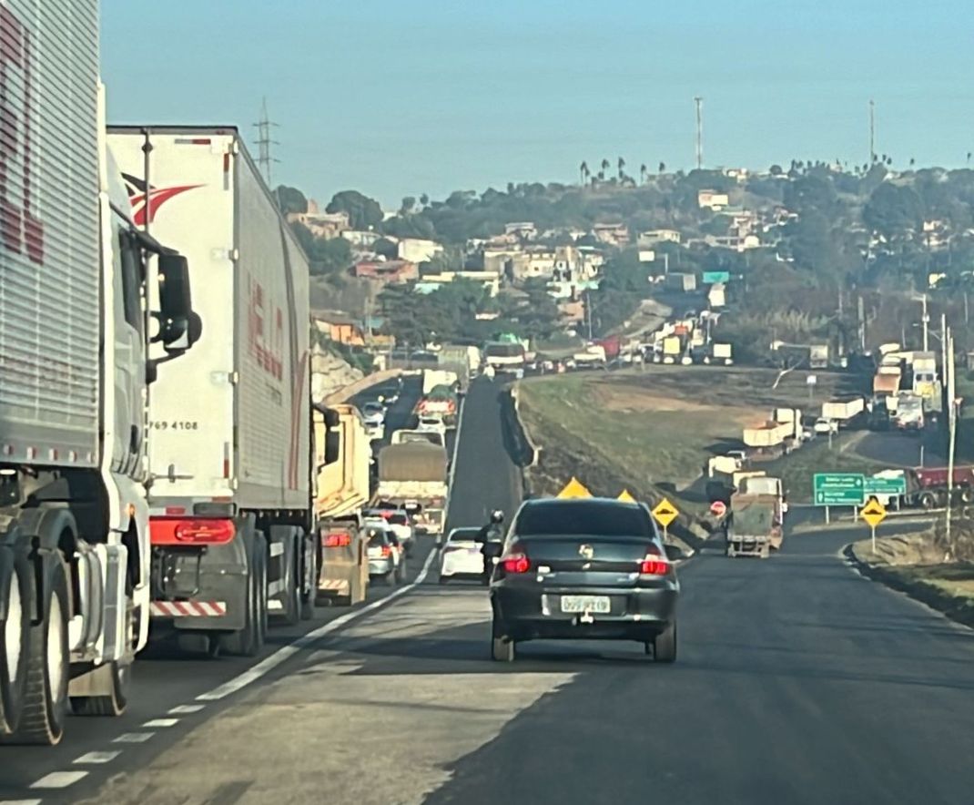 Duas empresas apresentam propostas e leilão da BR-381, no trecho entre BH e Governador Valadares, acontece na quinta-feira