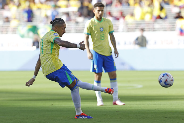Brasil enfrenta Uruguai em busca de vaga nas semifinais da Copa América