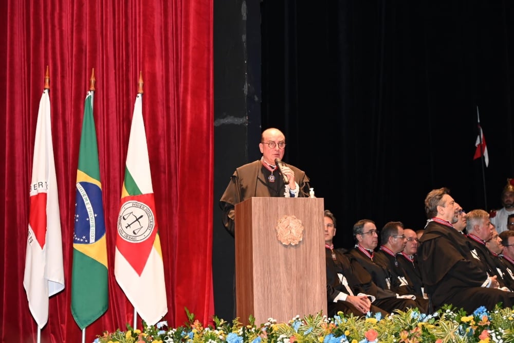 Desembargador Luiz Carlos Corrêa Junior toma posse como presidente do Tribunal de Justiça de Minas Gerais