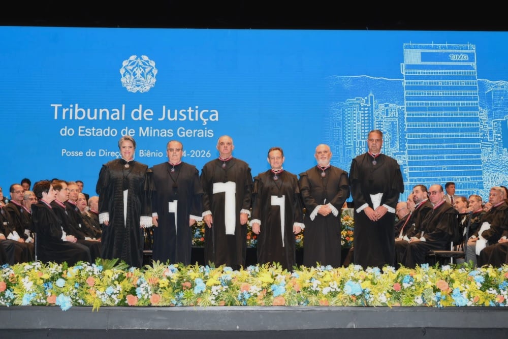 Desembargador Luiz Carlos Corrêa Junior toma posse como presidente do Tribunal de Justiça de Minas Gerais